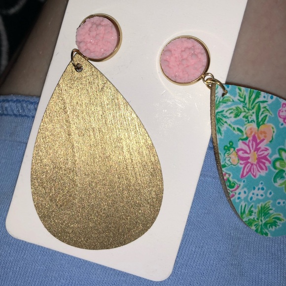 Lilly Pulitzer Inspired Disney Earrings - Picture 3 of 4